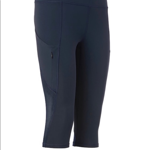 NWT Athleta All In Crop Black - Picture 2 of 6